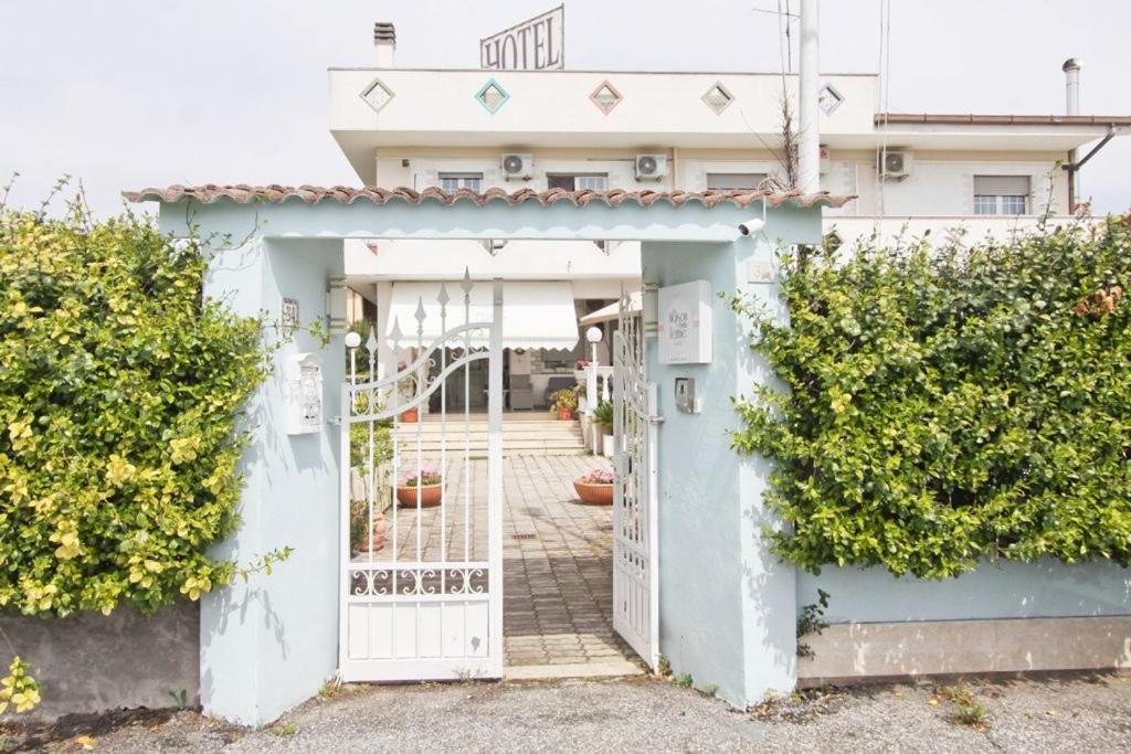 Hotel La Maison Delle Terme Тиволи Терме Екстериор снимка
